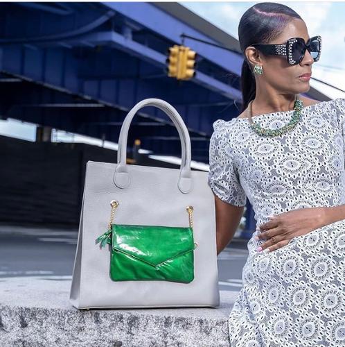 Leather Bag: bOBETTE elZA
Dress: ECDC Fashions
Glasses: Bling Darling Couture